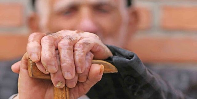 حمایت کمیته امداد از 52 هزار سالمند کردستانی