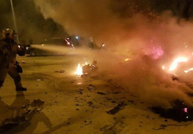 ۱۷ تانکر مواد سوختی در جاده های کردستان واژگون شده است
