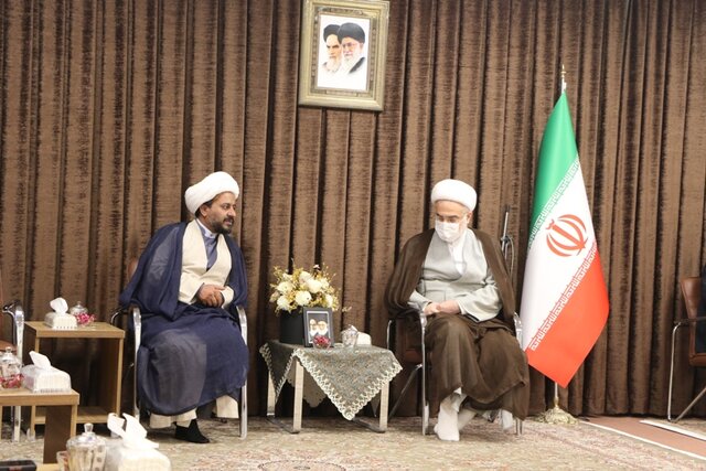 حضور چشمگیر مسافران نشان از بالا بودن بارقە امید در مردم است