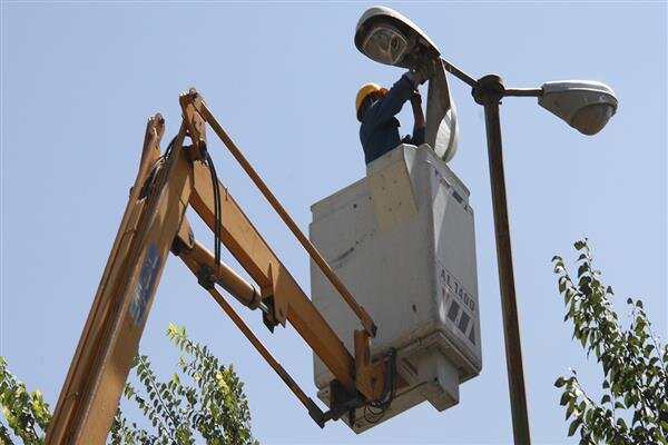 روشنایی معابر ۲۷ روستای سروآباد بهسازی شد روشنایی معابر ۲۷ روستای سروآباد بهسازی شد