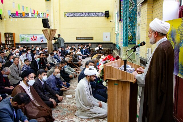 واقعیات «تفکر اسلامی و شعار سال» را بازگو کنیم