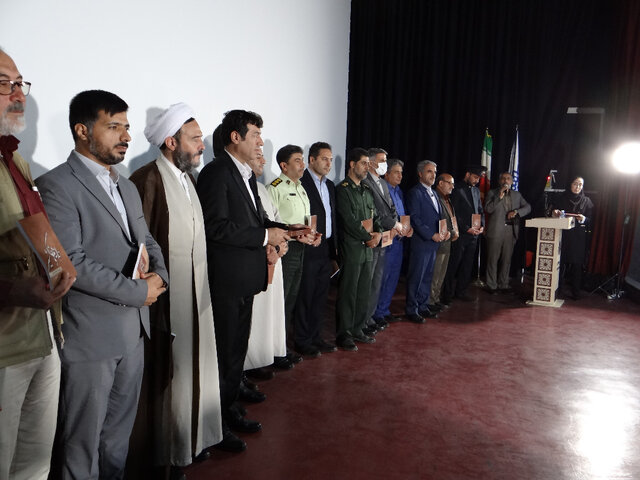 نگاه و تفکر غالب در کردستان باید فرهنگی باشد