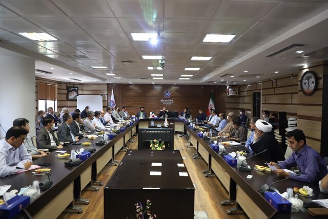  رسالت اصلی دانشگاه آموزش و تربیت نیروی انسانی است