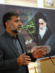 توازن در ابعاد شخصیتی، رمز عزتمندی امام خمینی(ره)