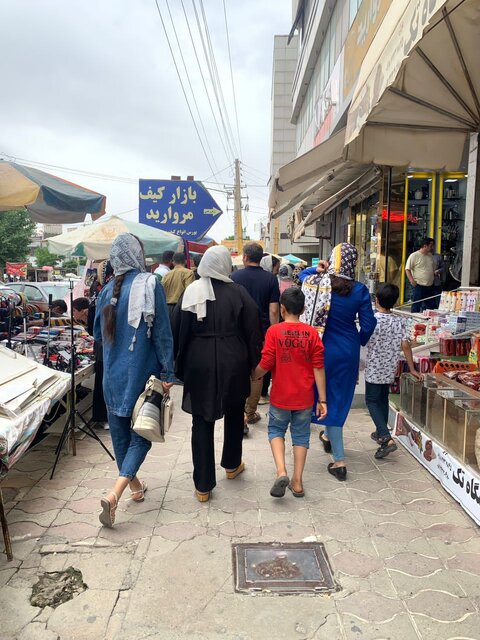 حضور چشمگیر گردشگران در بانه 