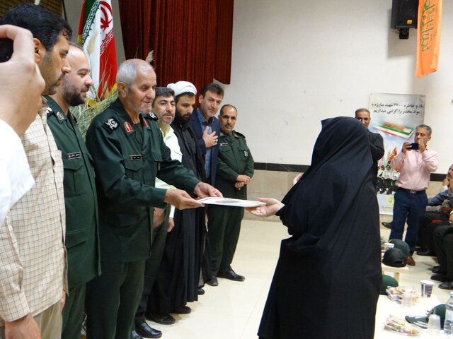 ایستادگی و مقاومت؛ پیام یادواره شهدا برای دشمنان