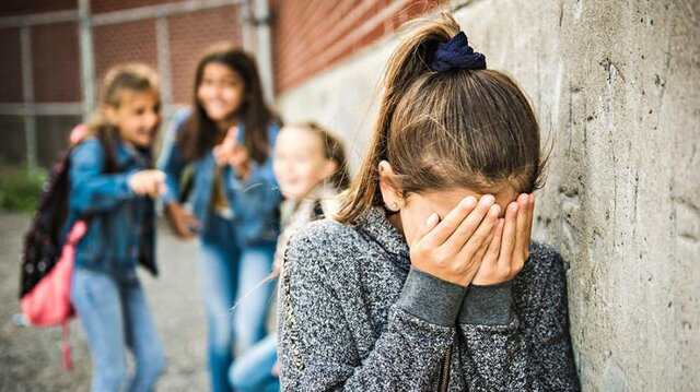 کودکان را سرکوب نکنیم!