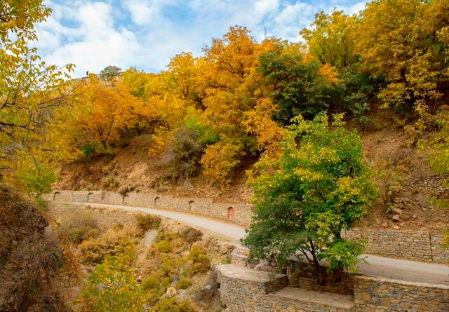 از باغات سرسبز تا کلید چوبی ۲۰۰ سالە گلین