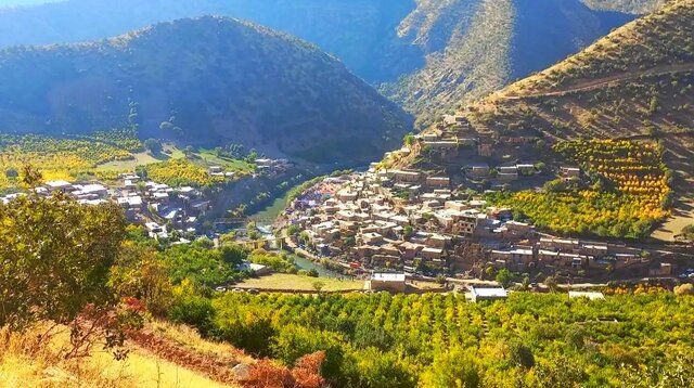 دلەمرز؛ بهشت یاقوتهای سرخ