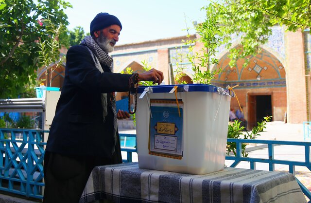 تداوم خدمت رسانی در کردستان با حضور گسترده و انتخاب اصلح