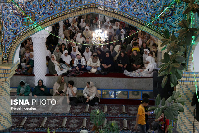 همنوایی دف با نوای میلاد در بیستمین یادوارە «سیدبهاالدین شمس قریشی» در سنندج
