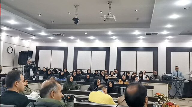 ۴۰۰ مددکار اجتماعی در بهزیستی کردستان فعالیت دارند ۴۰۰ مددکار اجتماعی در بهزیستی کردستان فعالیت دارند