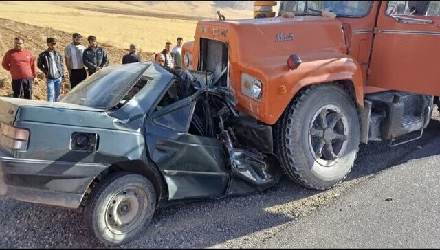 عکس تزئینی است خوابآلودگی راننده پژو در اتوبان زنجان - قزوین حادثه آفرید