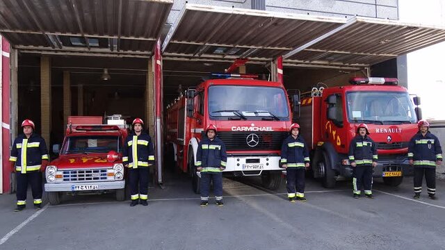 آماده باش ۱۷۵ آتشنشان برای مقابله با حوادث احتمالی چهارشنبهسوری در سنندج آماده باش ۱۷۵ آتشنشان برای مقابله با حوادث احتمالی چهارشنبهسوری در سنندج