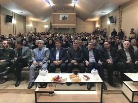 اهدای جهیزیه از سوی خیرین اقدامی فرهنگی و ارزشمند است
