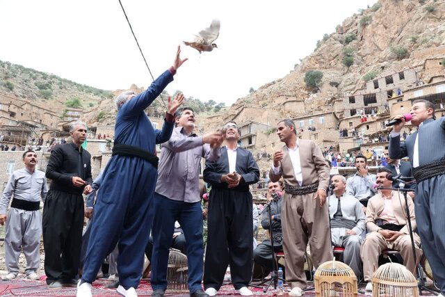 پالنگان، سمفونی هزار دف و رقص رنگ‌ها/ روایتی از یک بزم عرفانه