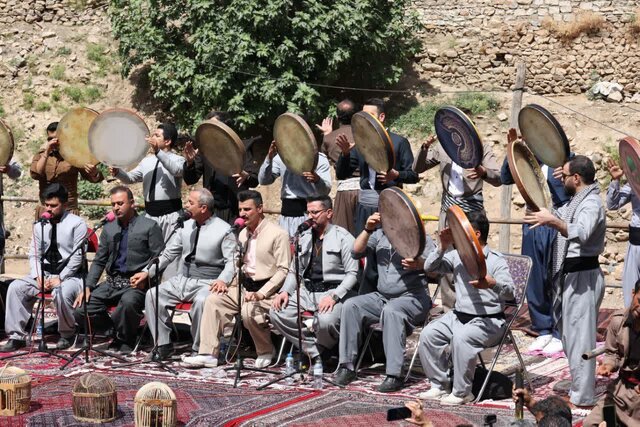 پالنگان، سمفونی هزار دف و رقص رنگ‌ها/ روایتی از یک بزم عرفانه