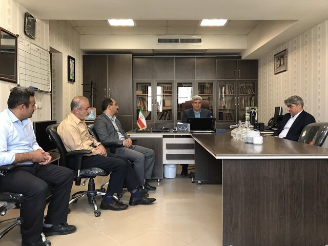 اداره کل سیاسی استانداری باید محل وثوق فرمانداران باشد