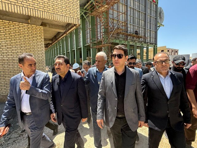 فولاد، لاستیک، سنگ‌ آهن؛ روایت یک روز صنعتی با وزیر صنعت، معدن و تجارت در کردستان