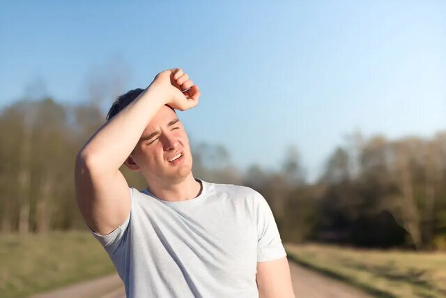 مراقب گرمازدگی در روزهای داغ تابستان باشید