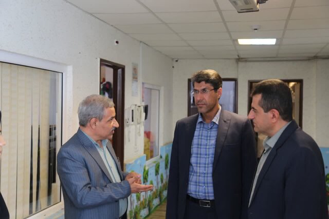 ۳۷۰ خانواده کردستانی متقاضی فرزندخوانده هستند