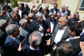 اهدای ۳۵۰ ویلچر به سالمندان و افراد دارای معلولیت در کردستان / تأکید وزیر رفاه بر فعال‌سازی ظرفیت‌های استان