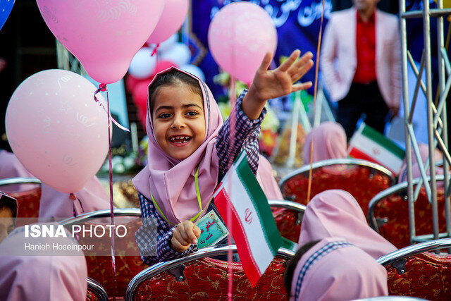 بازگشایی مدارس در کردستان با حضور ۳۲۰ هزار دانش‌آموز/هیچ کلاس درسی بدون معلم نخواهد ماند