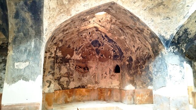 قروه؛ سرزمین اژدهای سنگی و چشمههای شفا