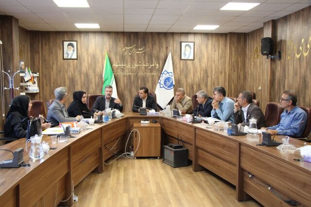 مطالبات نیروهای حجمی و بیمههای عقبافتاده باید در اولویت مدیریت شهری باشد مطالبات نیروهای حجمی و بیمههای عقبافتاده باید در اولویت مدیریت شهری باشد