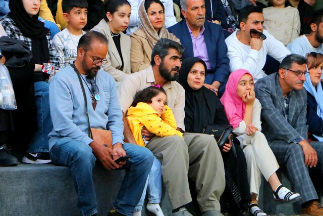 بچههایی که با تئاتر بزرگ میشوند