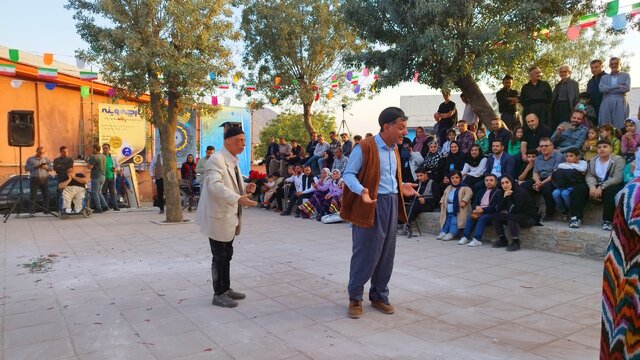 درخشش توان‌خواهان بر روی صحنه تئاتر چهارمین روز از جشنواره خیابانی مریوان