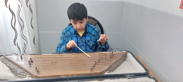 رئیس آموزش و پرورش استثنایی کردستان: موسیقی‌درمانی اضطراب کودکان اتیسم را کاهش می‌دهد