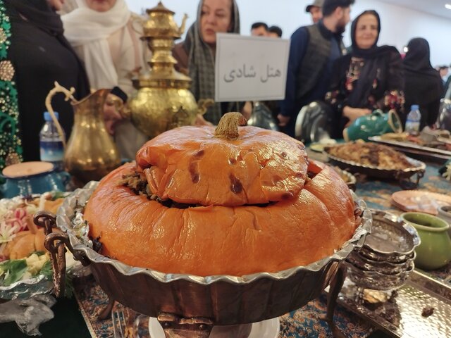 جشنوارە سفرە شب چلە؛ جشنوارهای برای احیای خوراکهای سنتی کردستان