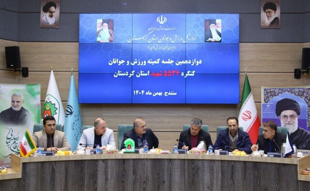 از هیچ خدمتی برای جوانان و خانواده شهدا دریغ نمی‌کنیم