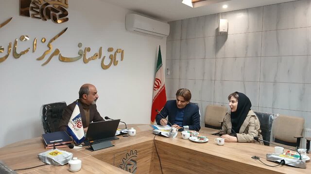 اصناف پای کار حمایت از افراد دارای معلولیت و خانواده‌های کم‌برخوردار است