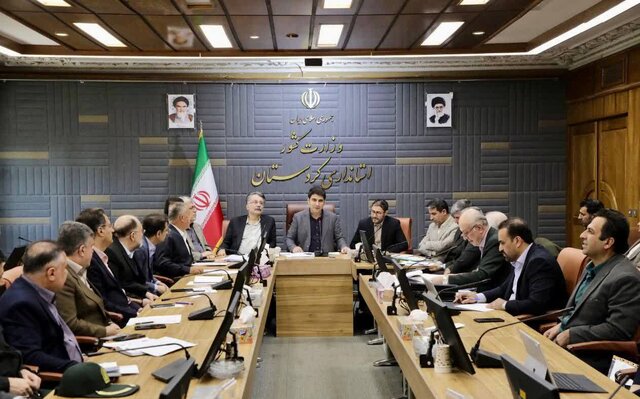 مدیرکل صمت: حمایت از سرمایەگذاران معدنی مشروط بە انتقال زنجیره ارزش به داخل کردستان است