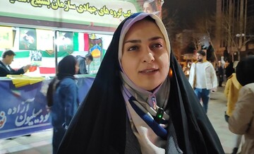 تجمعات مردمی در شرایط بحرانی باعث تقویت سرمایه اجتماعی و تاب‌آوری جامعه می‌شود