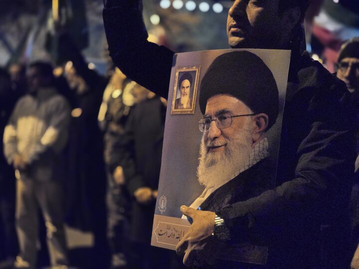 برگزاری باشکوه مراسم اربعین رهبر شهید و فرماندهان و شهدای جنگ رمضان در بیجار