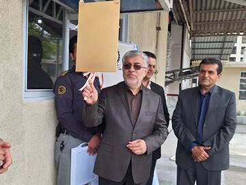 تقویت همکاری میان کارگر و کارفرما عامل مهمی در تداوم چرخە تولید است