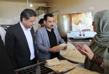نظارت تعزیرات حکومتی بر بازار از نان تا کالاهای اساسی
