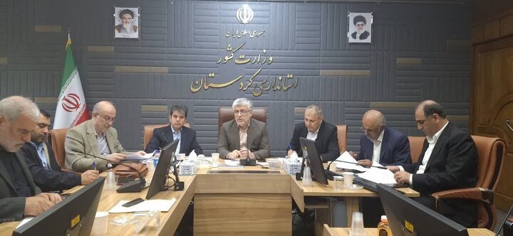 معاون استاندار کردستان: بانک‌ها واحدهای تولیدی آسیب‌دیدە از جنگ را حمایت کنند