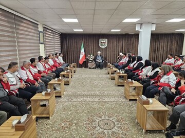 نماینده ولی‌فقیه در کردستان: جامعه‌ای که به قرآن پناه ببرد از سخت‌ترین حوادث عبور می‌کند