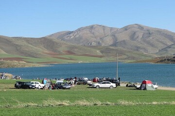 سرریز شدن سد سورال دهگلان پس از چند سال