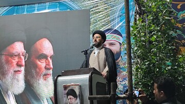 مشاور وزیر آموزش و پرورش: شهادت رهبران الهی مسیر جبهه حق را متوقف نمی‌کند