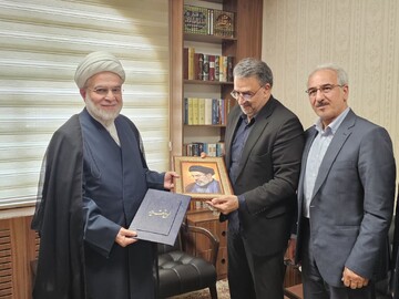 مشاور عالی رئیس بنیاد شهید: خدمات به خانواده شهدا باید متناسب با نیازهای جدید بازطراحی شود