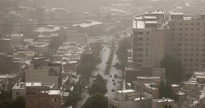 گردوغبار مهاجر مهمان آسمان کردستان می‌شود