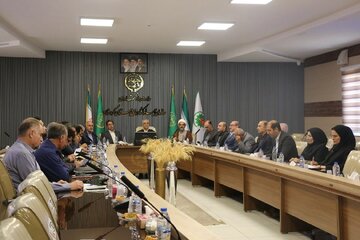 رئیس مجمع نمایندگان‌ کردستان: مجلس پیگیر رفع مشکلات معیشتی کارکنان جهاد کشاورزی است