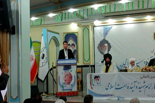 وحدت اسلامی باید با حفظ هویت مذهبی مسلمانان تقویت شود