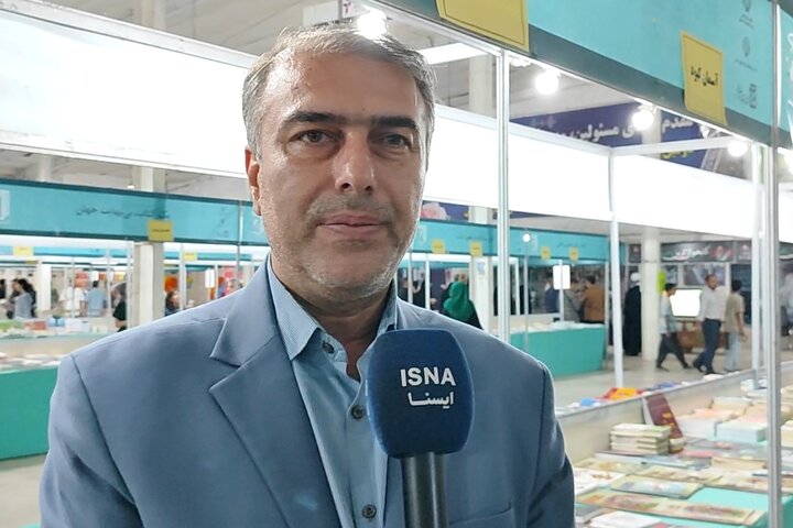 مدیرکل آموزش و پرورش کردستان: کتاب بهترین دوست و معلم دانش‌آموزان است