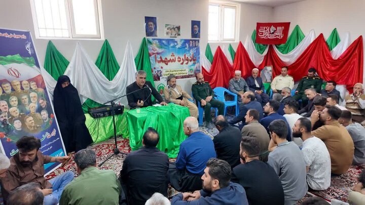 فرماندار سنندج: وحدت و حضور مردم از عوامل مهم ایستادگی کشور در دوران دفاع مقدس بود